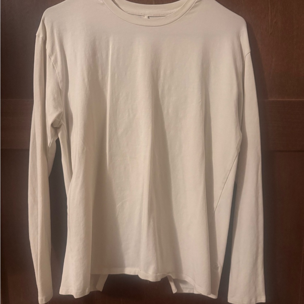 lululemon athletica Cream Long Sleeve Tee